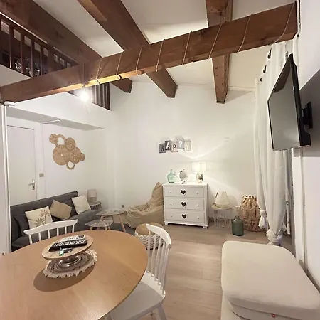 En Mezzanine, Climatisation - 2 Pers. - Fr-1-226-569 *